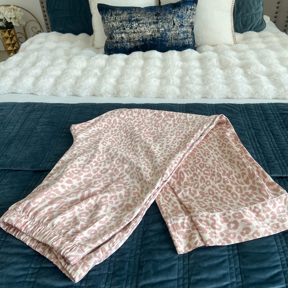 NWT Victoria's Secret Pajama Pant Leopard Print